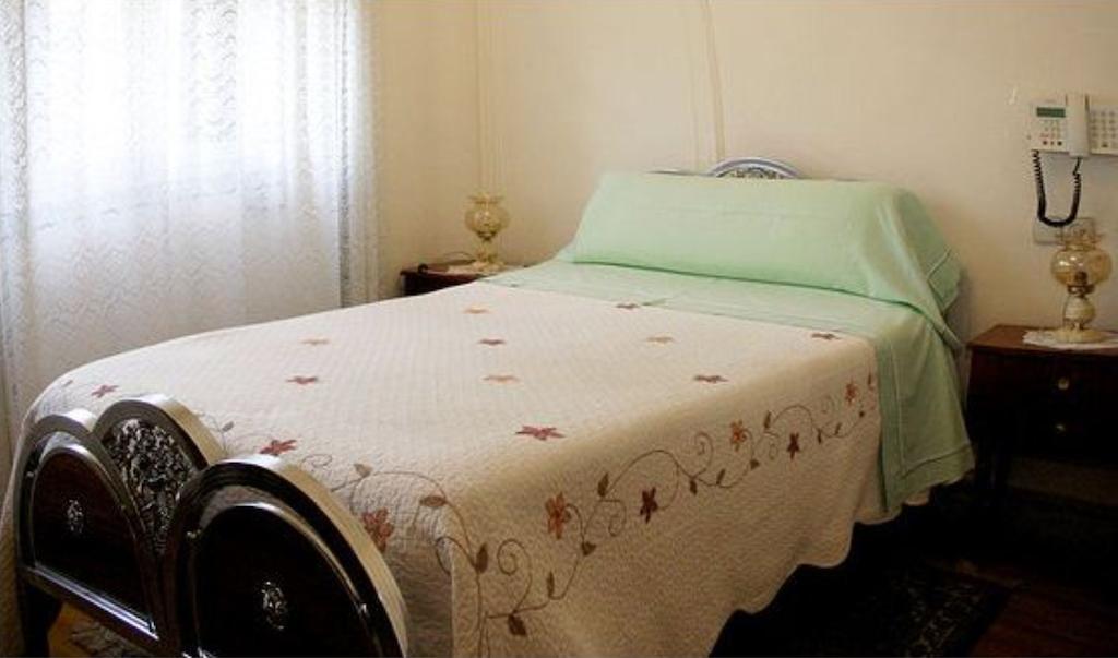 Hostal Delfina Madrid Szoba fotó
